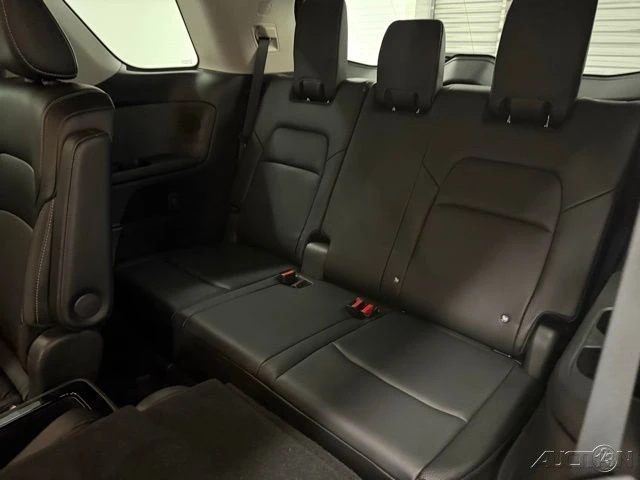 2024 Nissan Pathfinder 5th Gen - Image 17 of 21