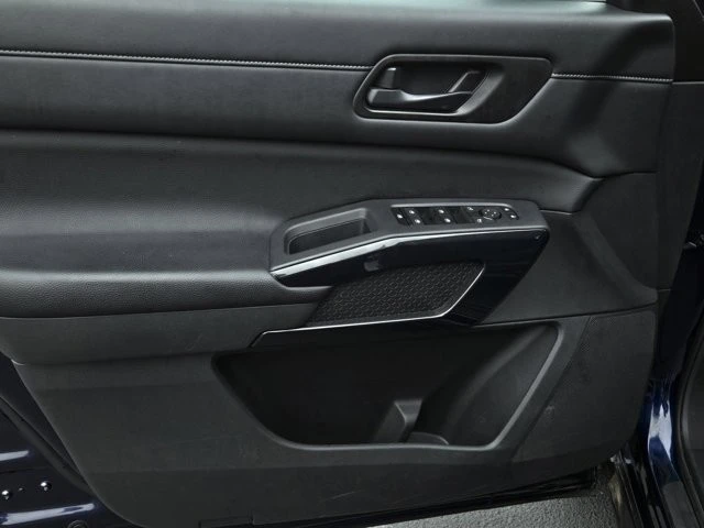 2024 Nissan Pathfinder 5th Gen - Image 9 of 12