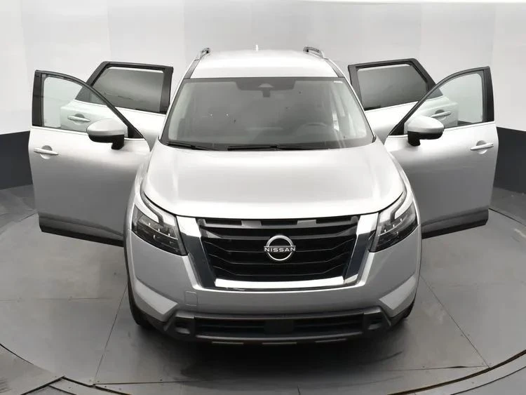 2024 Nissan Pathfinder 5th Gen - Image 10 of 12
