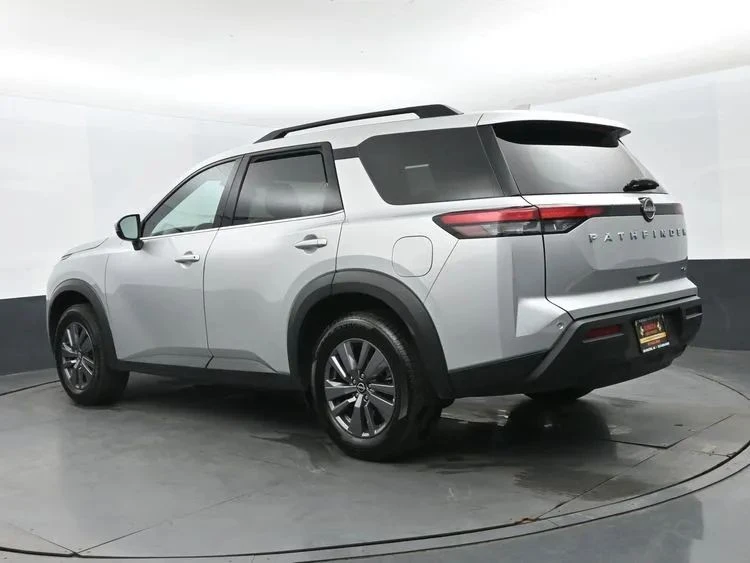 2024 Nissan Pathfinder 5th Gen - Image 9 of 12