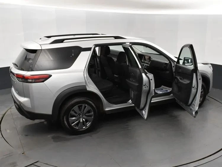2024 Nissan Pathfinder 5th Gen - Image 6 of 12