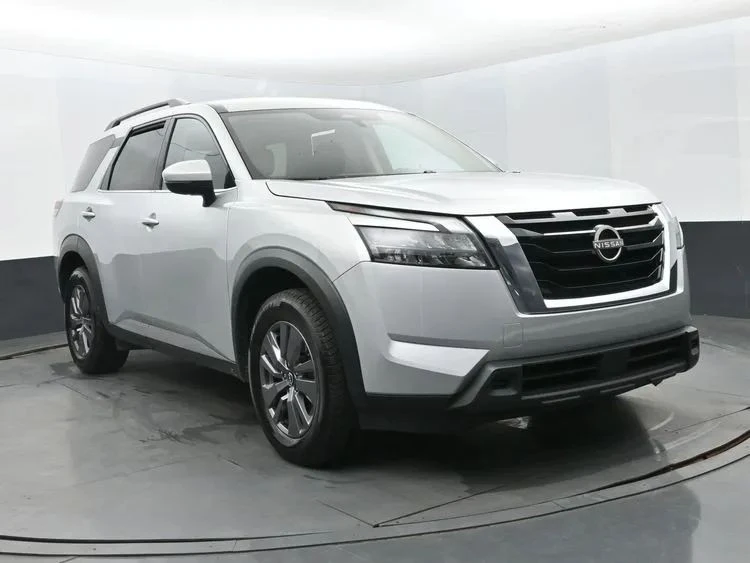 2024 Nissan Pathfinder 5th Gen - Image 2 of 12