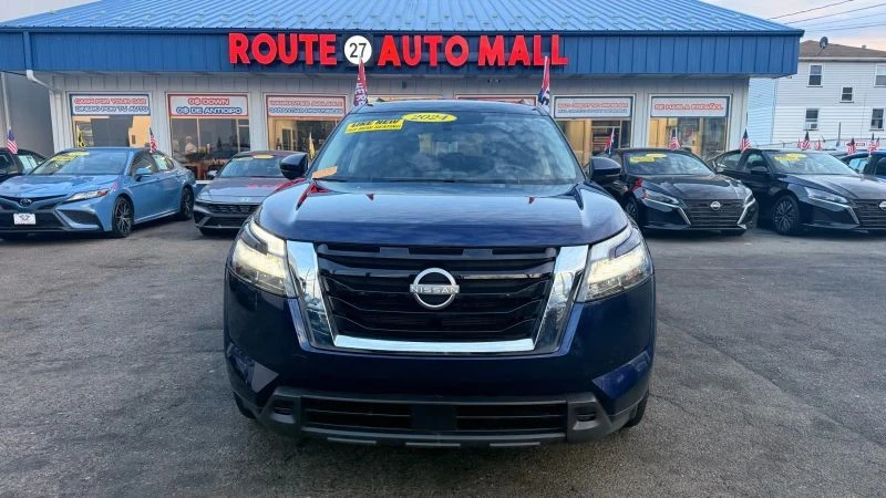 2024 Nissan Pathfinder 5th Gen - Image 3 of 12