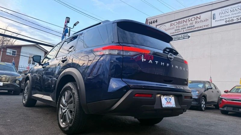 2024 Nissan Pathfinder 5th Gen - Image 8 of 12
