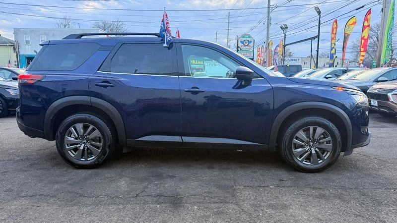 2024 Nissan Pathfinder 5th Gen - Image 11 of 12