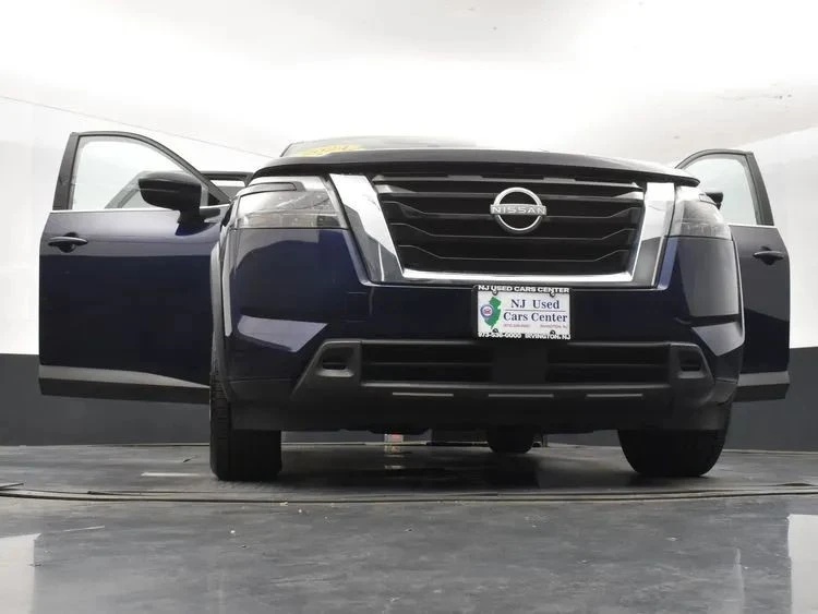2024 Nissan Pathfinder 5th Gen - Image 11 of 12
