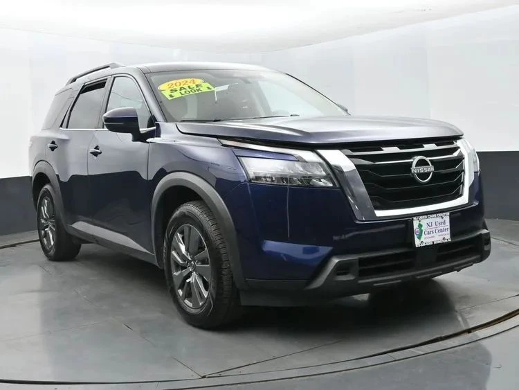 2024 Nissan Pathfinder 5th Gen - Image 2 of 12
