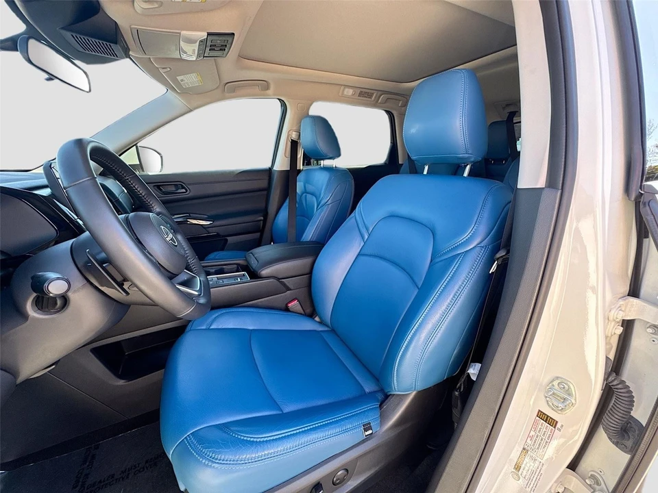 2024 Nissan Pathfinder 5th Gen - Image 20 of 21