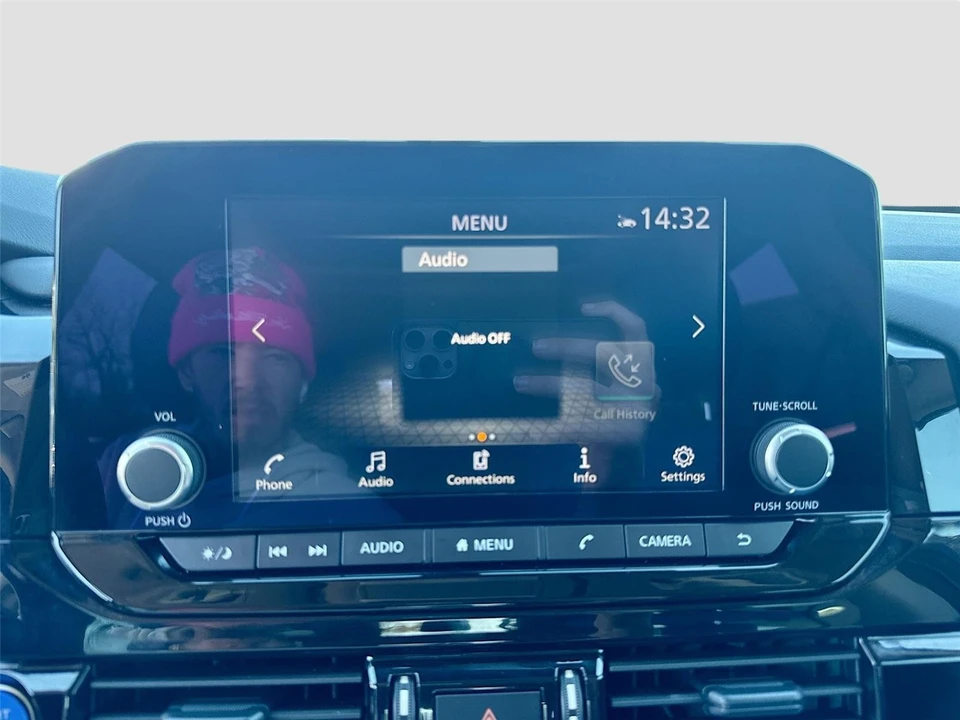 2024 Nissan Pathfinder 5th Gen - Image 14 of 21