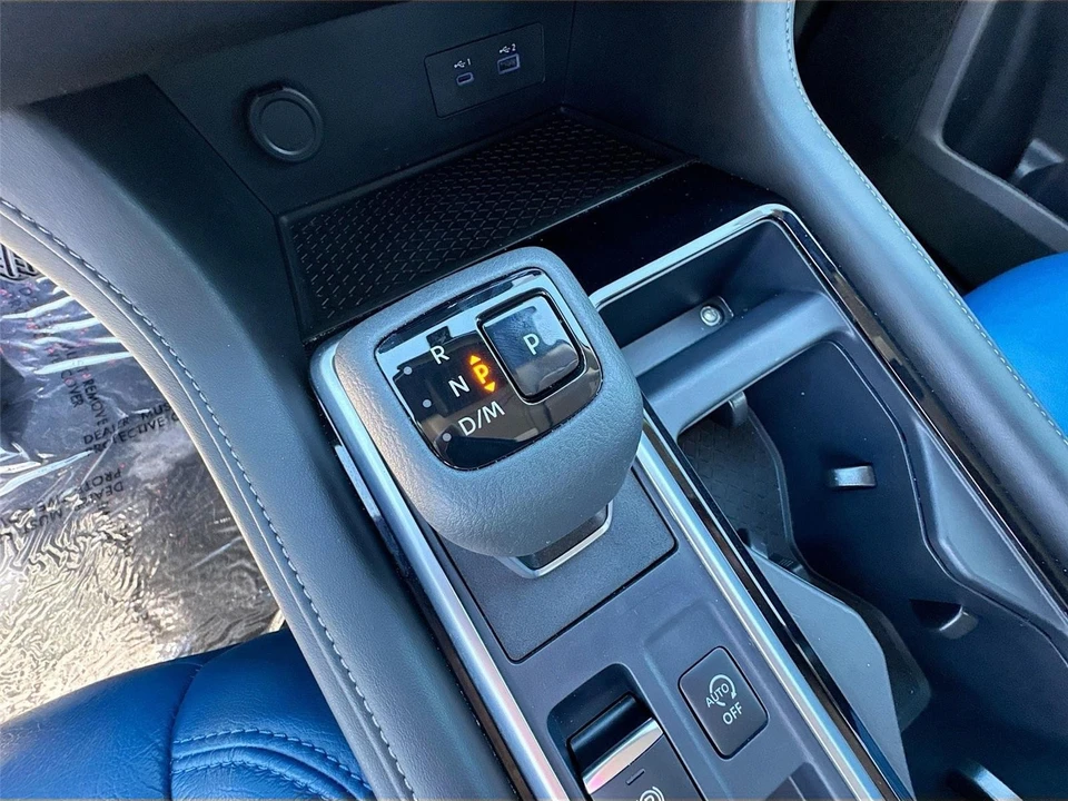 2024 Nissan Pathfinder 5th Gen - Image 16 of 21