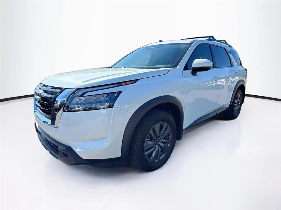 2024 Nissan Pathfinder 5th Gen - Image 3 of 15