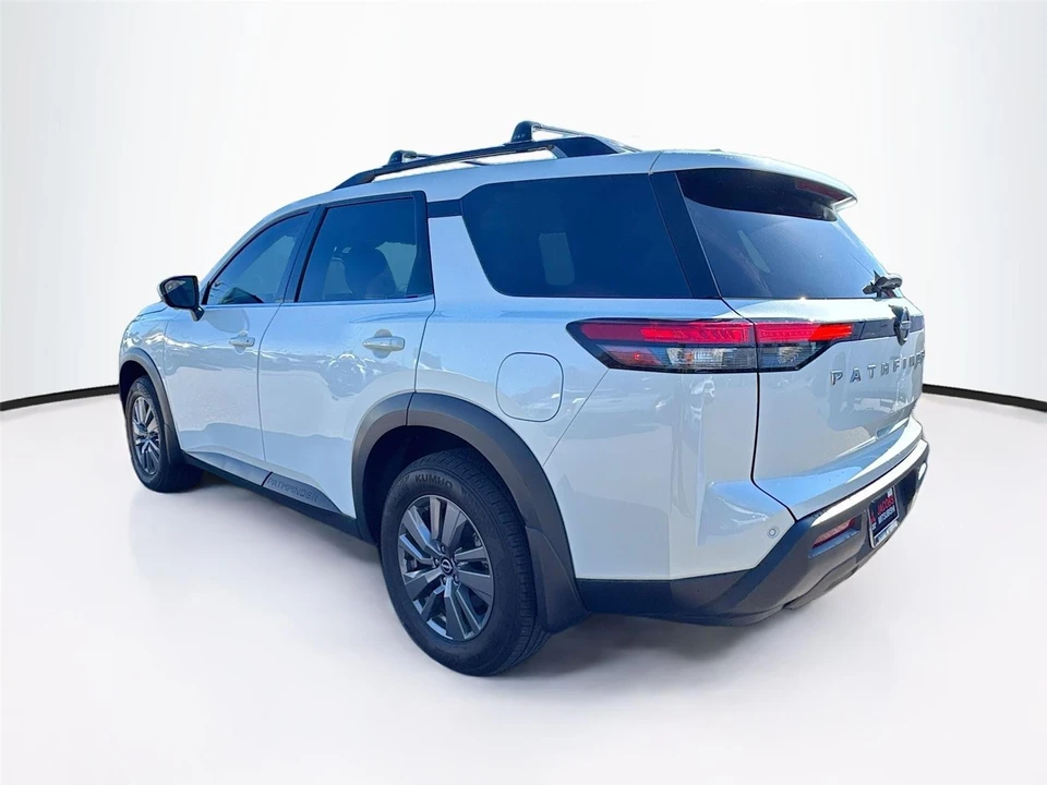 2024 Nissan Pathfinder 5th Gen - Image 5 of 15