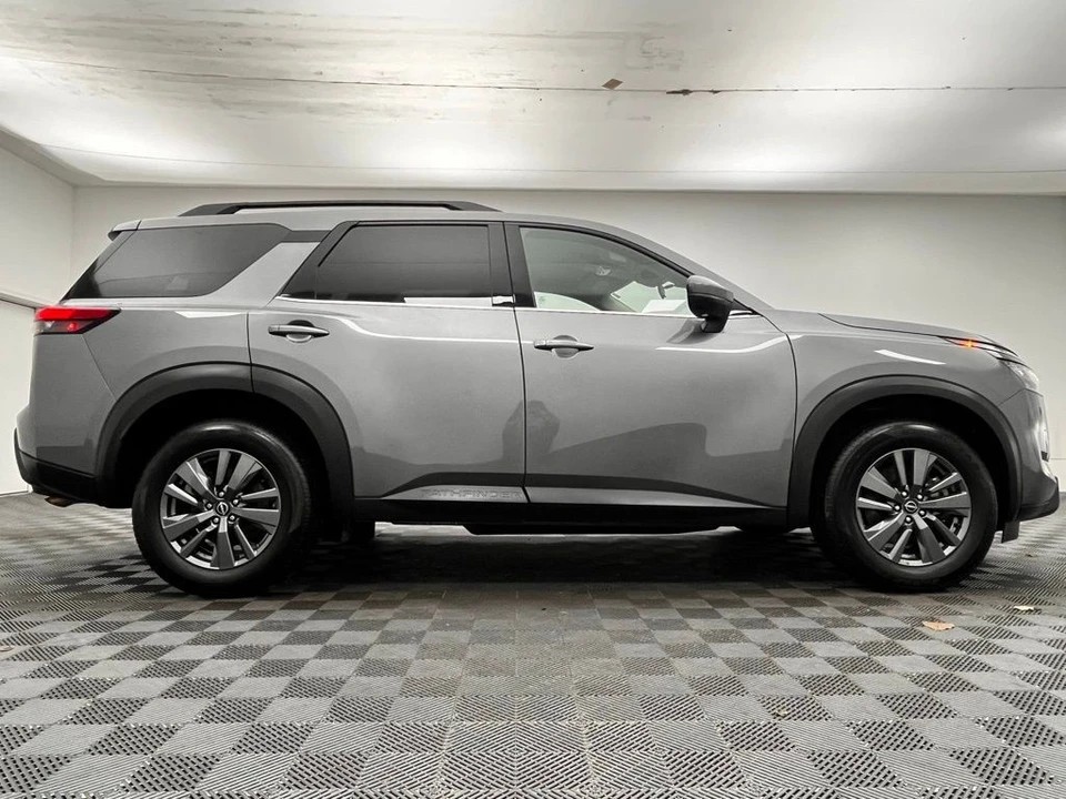 2024 Nissan Pathfinder 5th Gen - Image 6 of 12