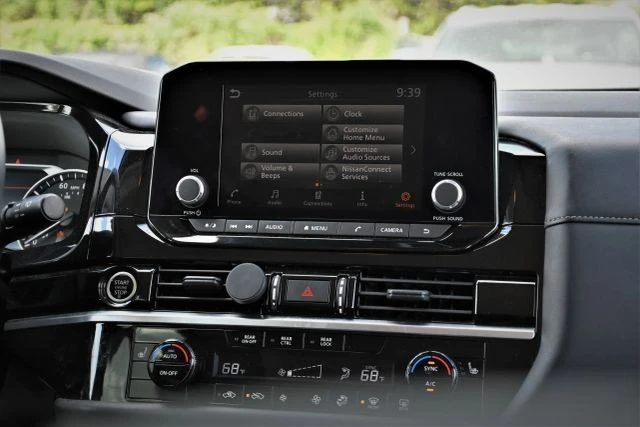 2024 Nissan Pathfinder 5th Gen - Image 9 of 21
