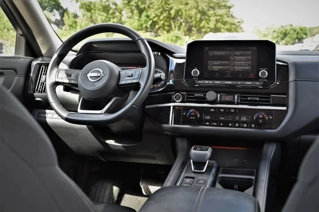 2024 Nissan Pathfinder 5th Gen - Image 10 of 21