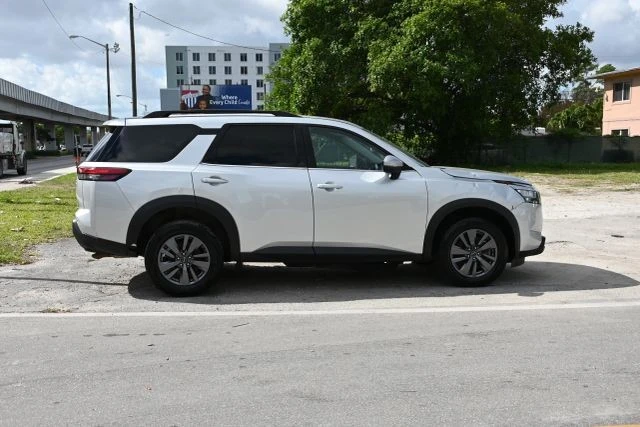 2024 Nissan Pathfinder 5th Gen - Image 7 of 21