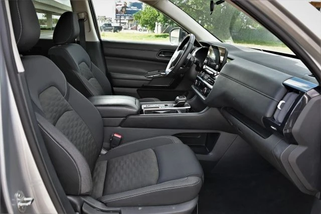 2024 Nissan Pathfinder 5th Gen - Image 14 of 21