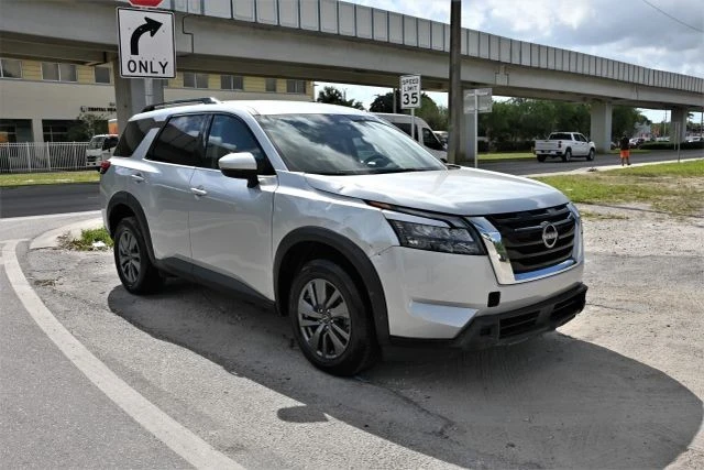 2024 Nissan Pathfinder 5th Gen - Image 2 of 21