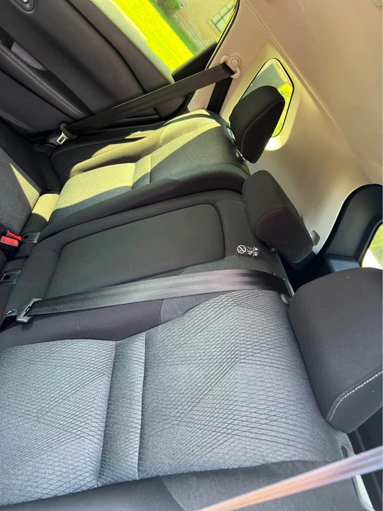 2024 Nissan Rogue - Image 5 of 8