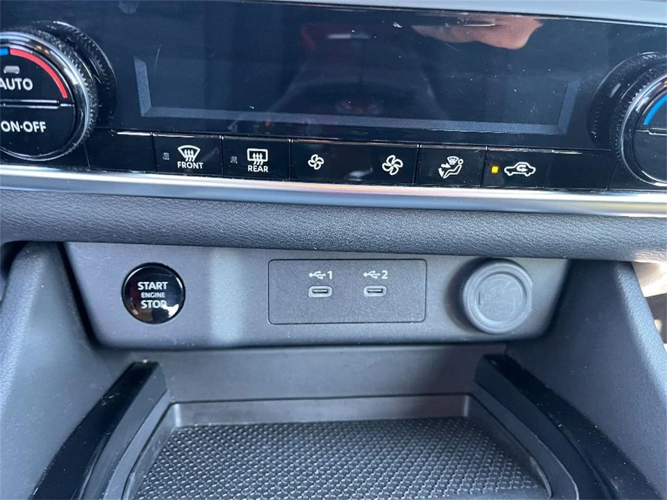 2024 Nissan Rogue - Image 24 of 31