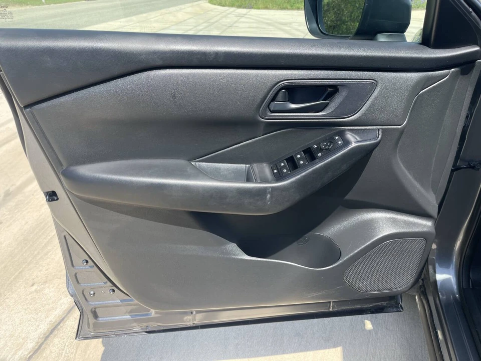2024 Nissan Rogue - Image 19 of 21