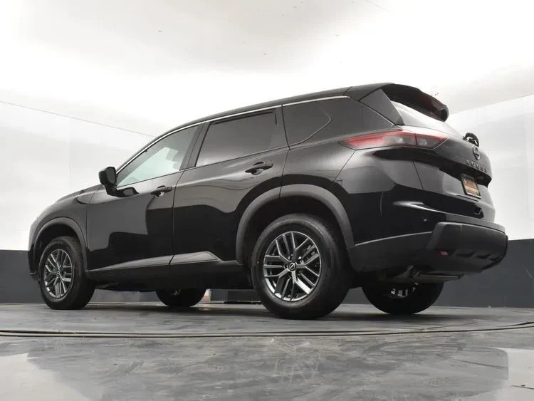 2024 Nissan Rogue - Image 12 of 12
