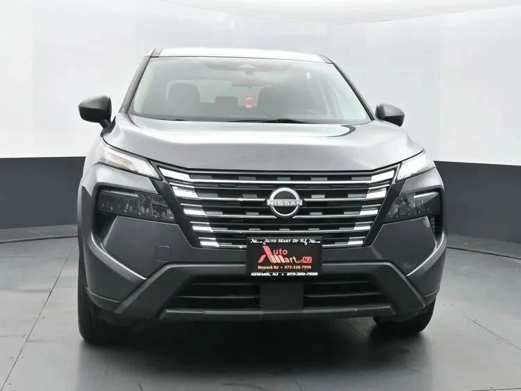 2024 Nissan Rogue - Image 3 of 12