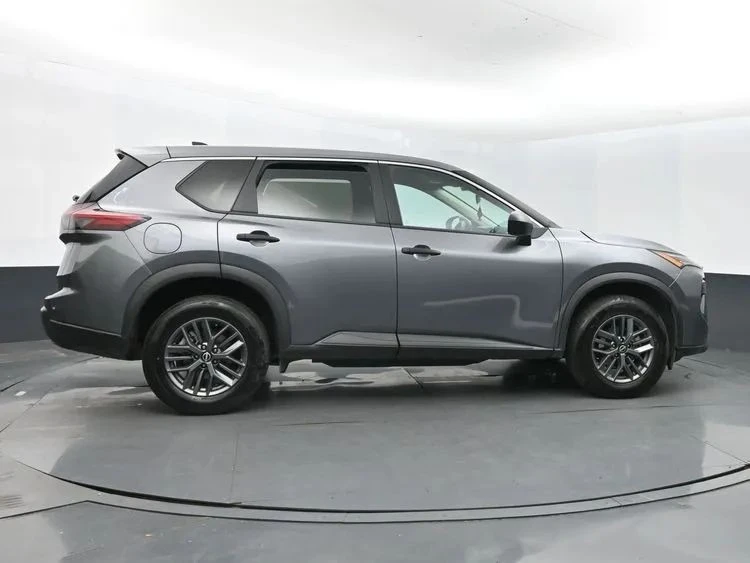 2024 Nissan Rogue - Image 4 of 12