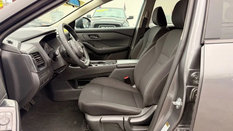 2024 Nissan Rogue - Image 12 of 12