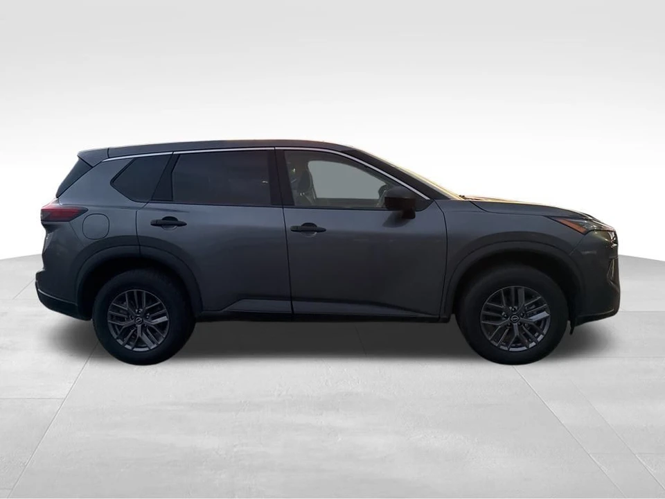 2024 Nissan Rogue - Image 3 of 12