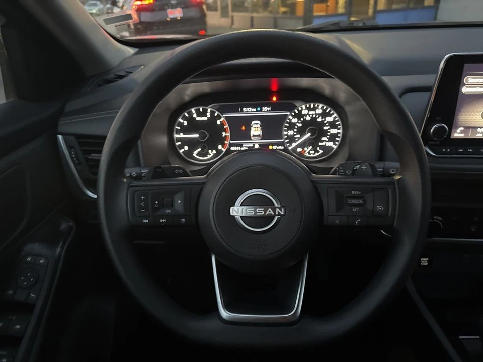2024 Nissan Rogue - Image 12 of 12