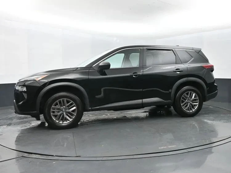2024 Nissan Rogue - Image 5 of 12