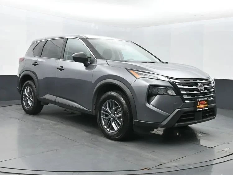 2024 Nissan Rogue - Image 2 of 12