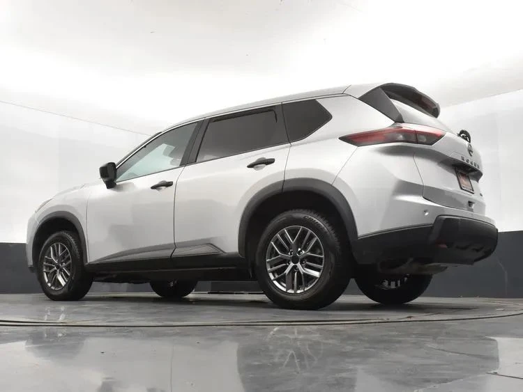 2024 Nissan Rogue - Image 12 of 12