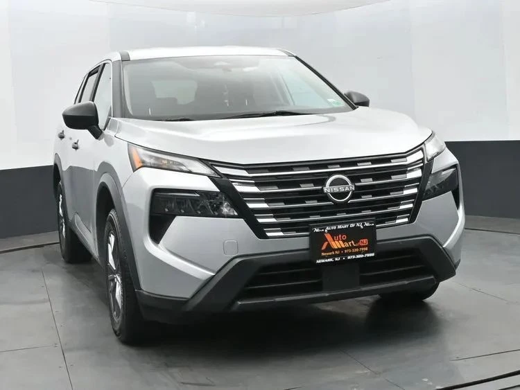 2024 Nissan Rogue - Image 3 of 12