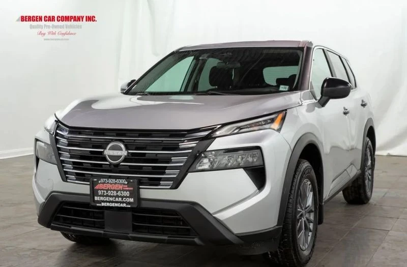 2024 Nissan Rogue - Image 4 of 12