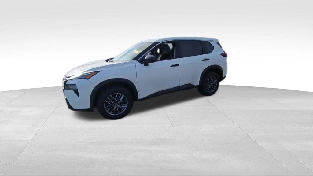 2024 Nissan Rogue - Image 4 of 12