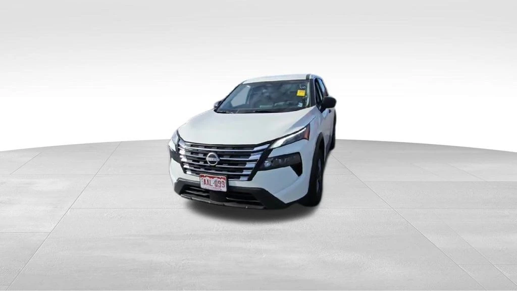 2024 Nissan Rogue - Image 3 of 12