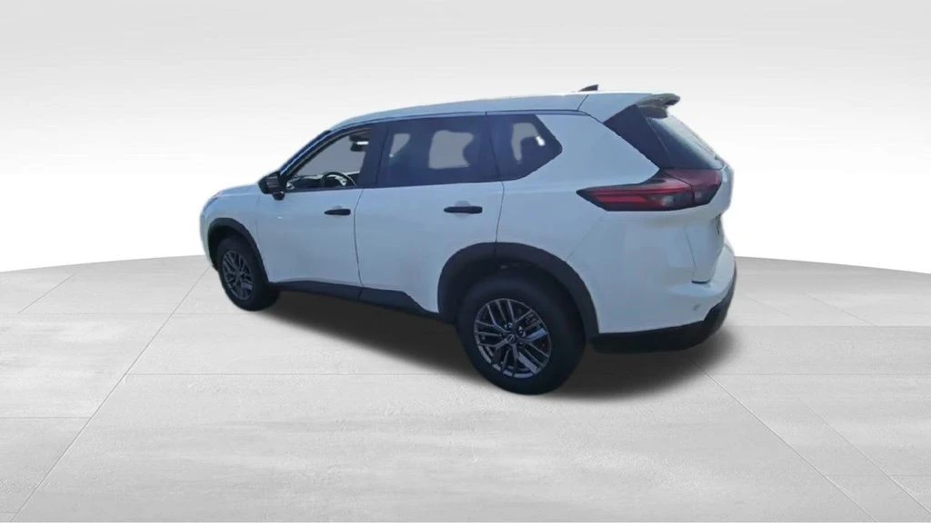 2024 Nissan Rogue - Image 6 of 12