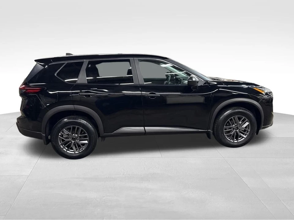 2024 Nissan Rogue - Image 7 of 12