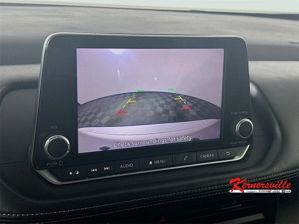 2024 Nissan Rogue - Image 20 of 21