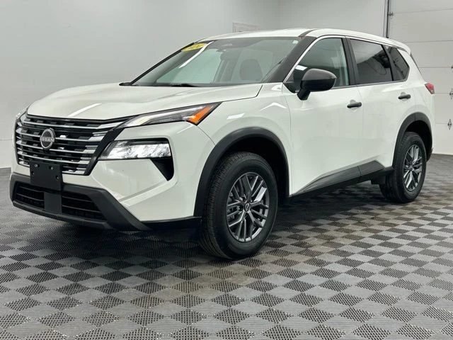 2024 Nissan Rogue - Image 11 of 12