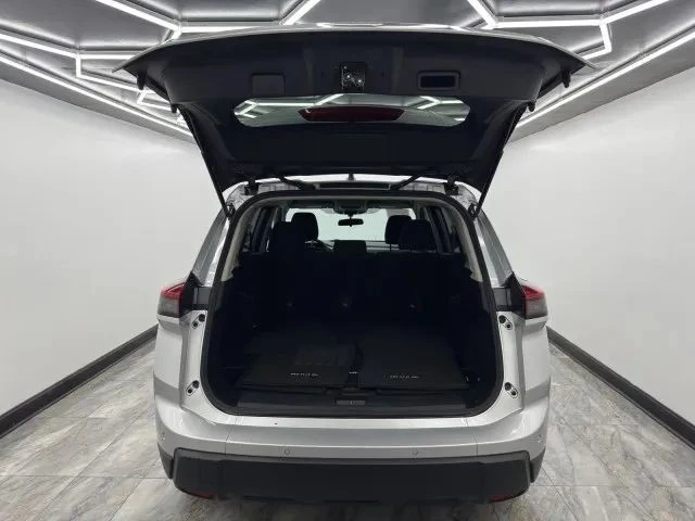 2024 Nissan Rogue - Image 6 of 12