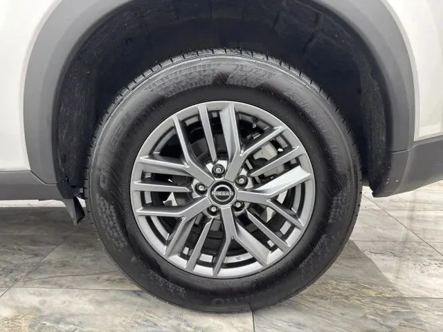 2024 Nissan Rogue - Image 12 of 12