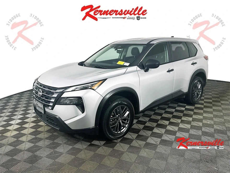 2024 Nissan Rogue - Image 3 of 12