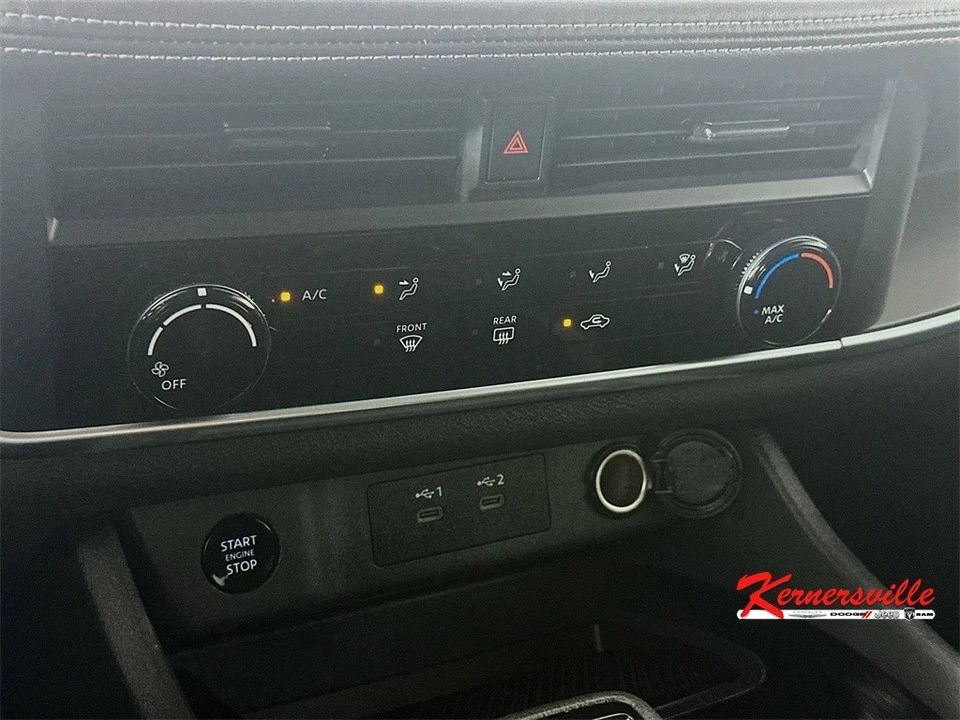 2024 Nissan Rogue - Image 18 of 21