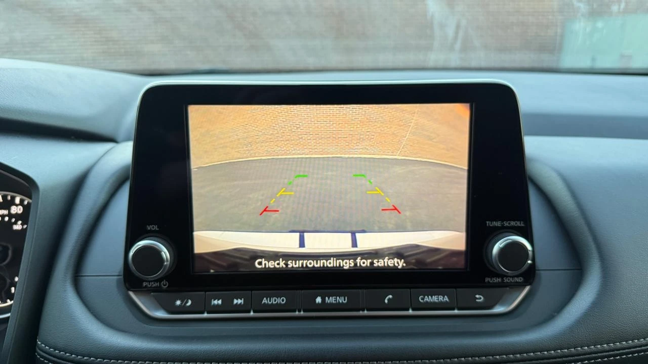 2024 Nissan Rogue - Image 17 of 21