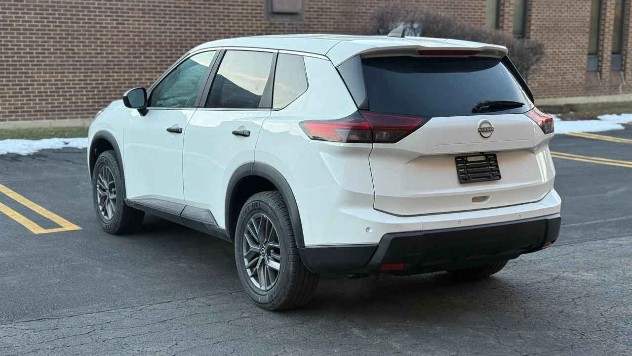 2024 Nissan Rogue - Image 5 of 21