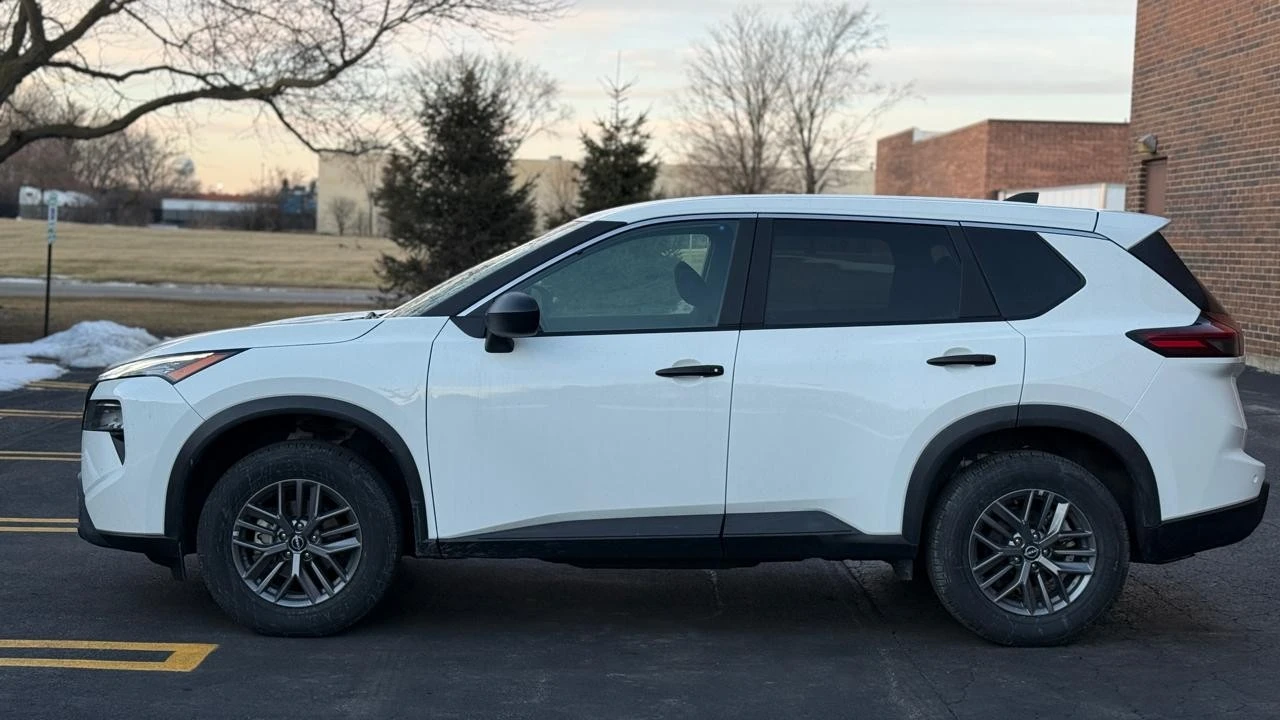 2024 Nissan Rogue - Image 4 of 21