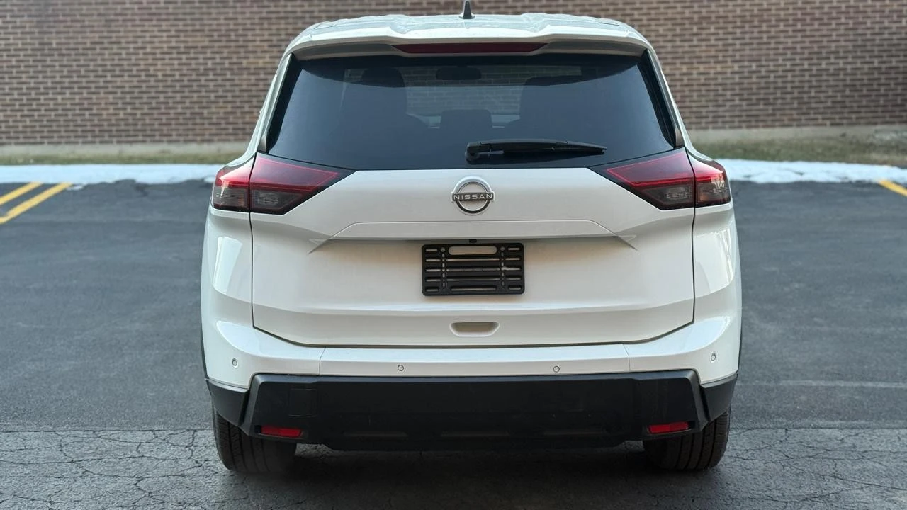 2024 Nissan Rogue - Image 6 of 21